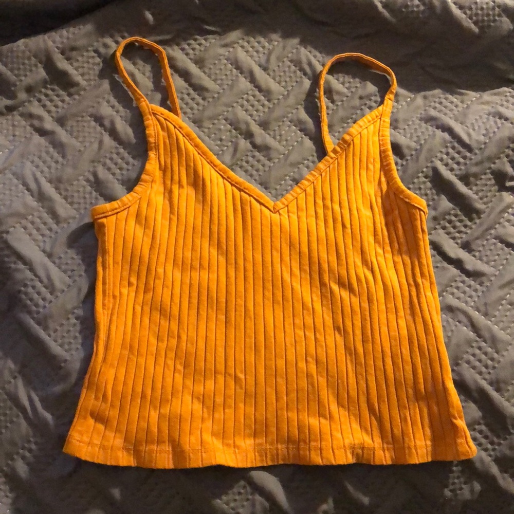 Mustard color cropped tee